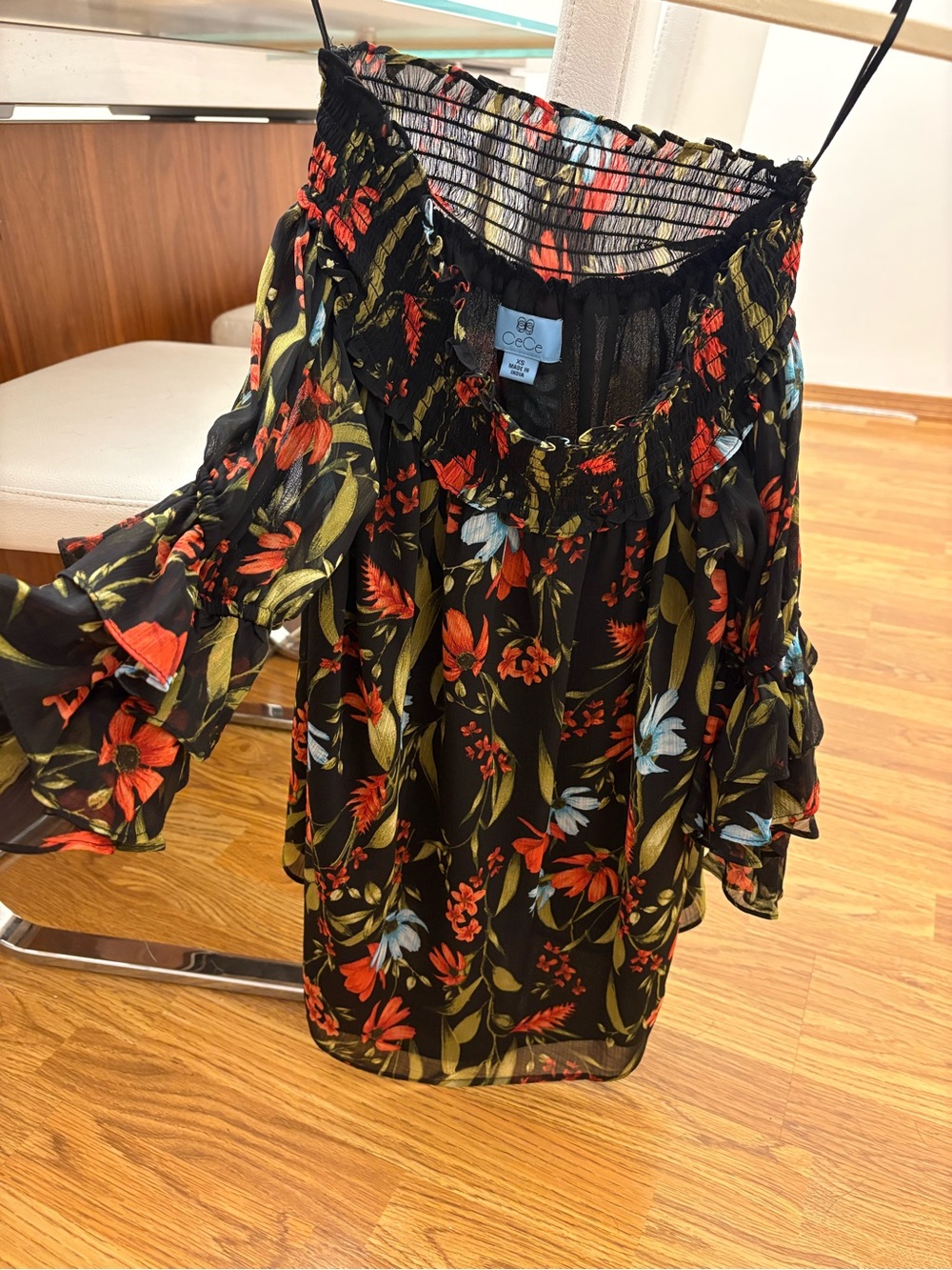 Cece Floral Off the Shoulder Blouse